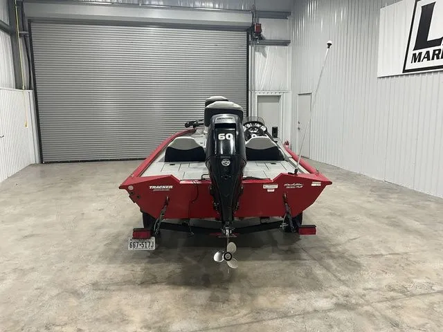 Slide: The Image of Tracker Pro Team 175 2017 - 3