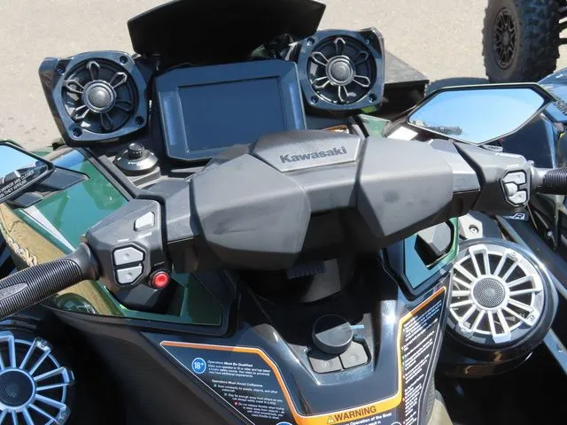 Slide: The Image of Kawasaki ULTRA 160LX 2025 - 5