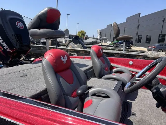 Slide: The Image of Phoenix Bass Boat 618 Pro 2013 - 3