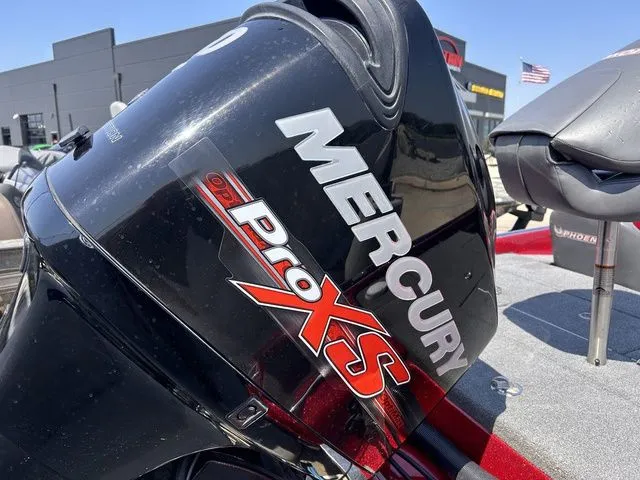 Slide: The Image of Phoenix Bass Boat 618 Pro 2013 - 6