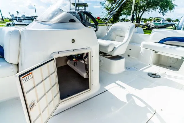 Slide: The Image of Hurricane SS201 2013 - 13