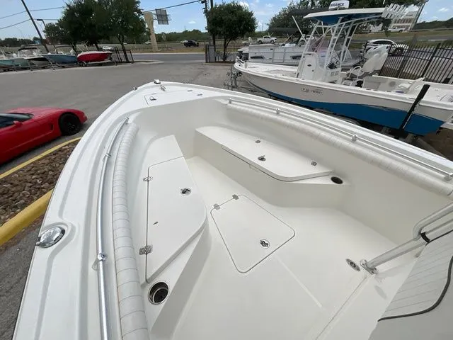 Slide: The Image of Mako 214 2015 - 5