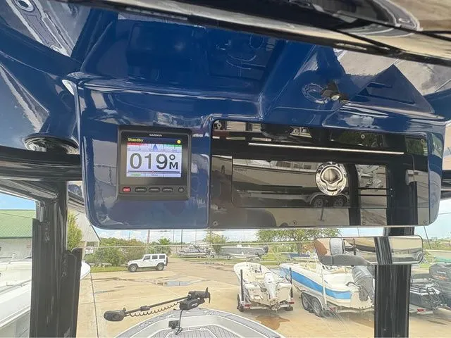 Slide: The Image of Crevalle 26 HCO 2020 - 8