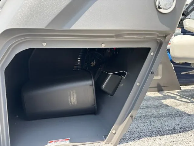 Slide: The Image of Bennington 22 SSB / YAMAHA VF150 2026 - 16