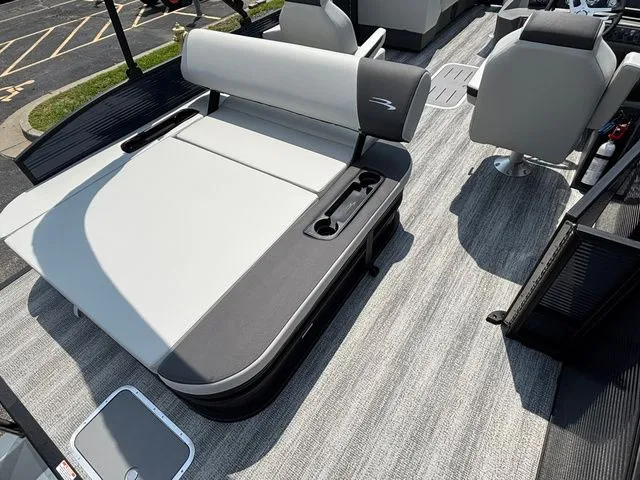 Slide: The Image of Bennington 22 SSB / YAMAHA VF150 2026 - 26