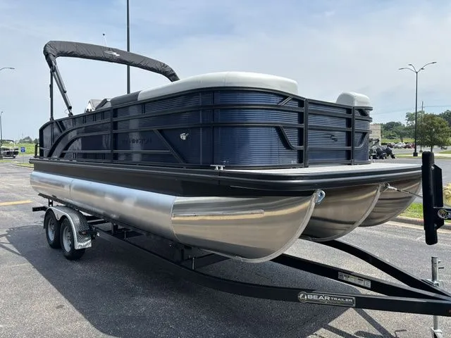 Slide: The Image of Bennington 22 SSB / YAMAHA VF150 2026 - 3