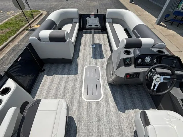 Slide: The Image of Bennington 22 SSB / YAMAHA VF150 2026 - 30