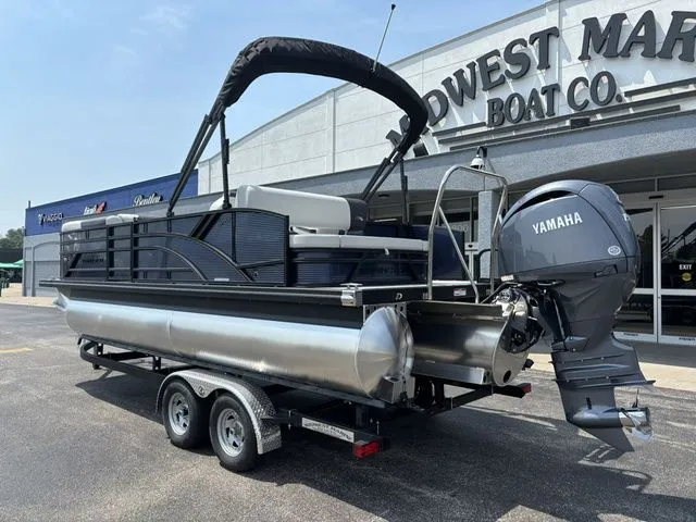 Slide: The Image of Bennington 22 SSB / YAMAHA VF150 2026 - 7