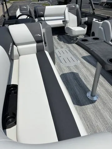 Slide: The Image of Bennington 22 SSB / YAMAHA VF150 2026 - 9