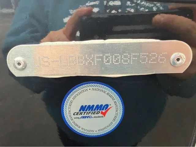 Slide: The Image of Lund 1800 Explorer Sport 2026 - 37