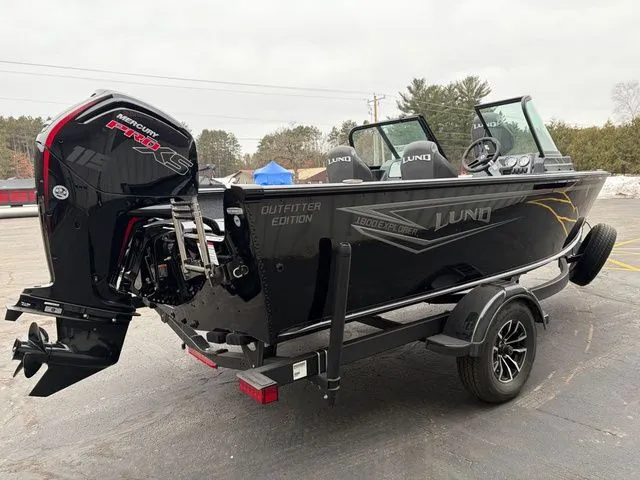 Slide: The Image of Lund 1800 Explorer Sport 2026 - 7