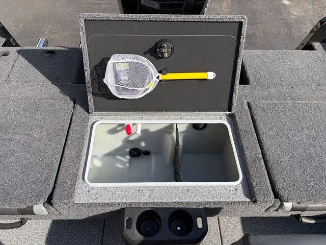 Slide: The Image of Lund 1775 Impact XS Sport 2025 - 18