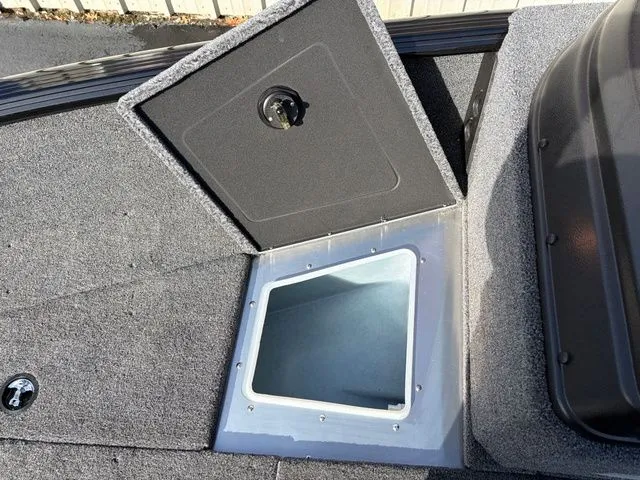 Slide: The Image of Lund 1775 Impact XS Sport 2025 - 21