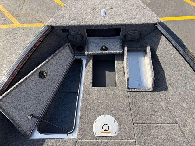 Slide: The Image of Lund 1775 Impact XS Sport 2025 - 23