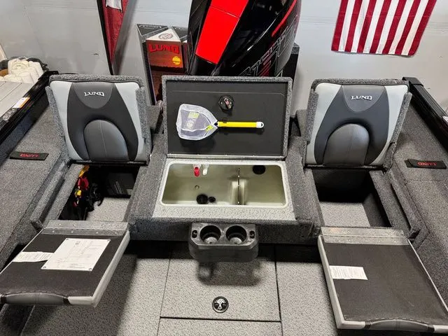 Slide: The Image of Lund Impact XS 1875 Sport 2025 - 16