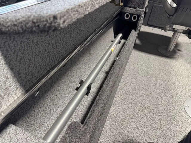 Slide: The Image of Lund Impact XS 1875 Sport 2025 - 21