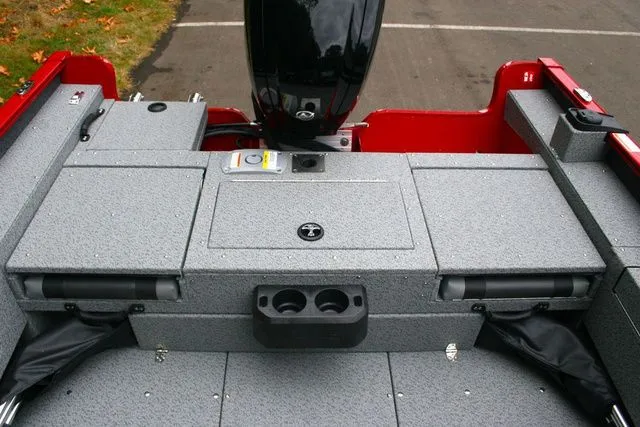 Slide: The Image of Lund 1675 Adventure Sport 2026 - 13