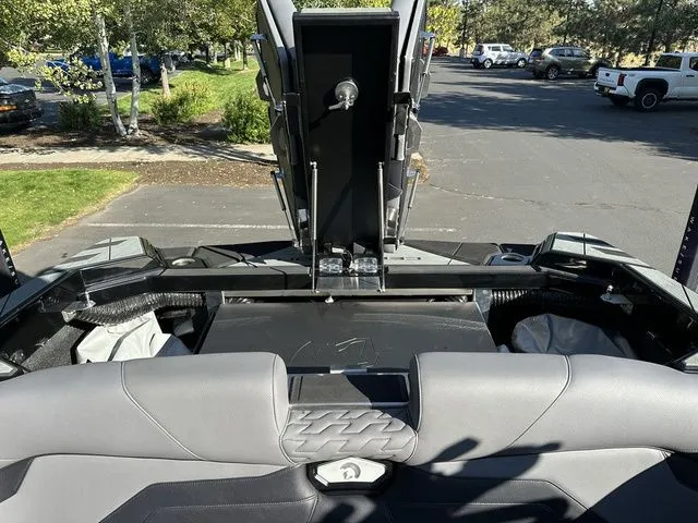 Slide: The Image of Centurion Ri245 2026 - 28