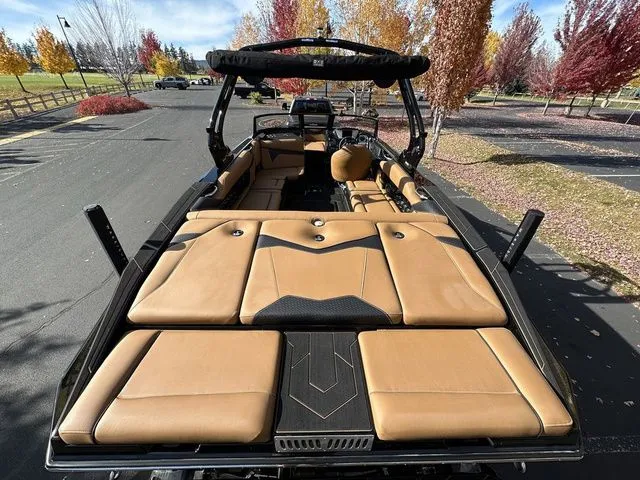 Slide: The Image of Supreme S240 2026 - 10