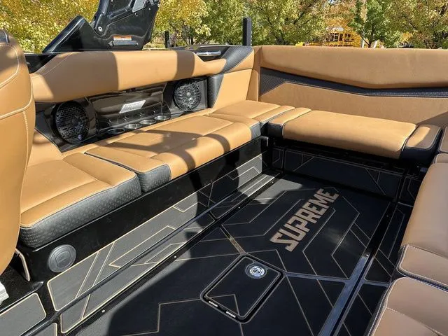 Slide: The Image of Supreme S240 2026 - 24