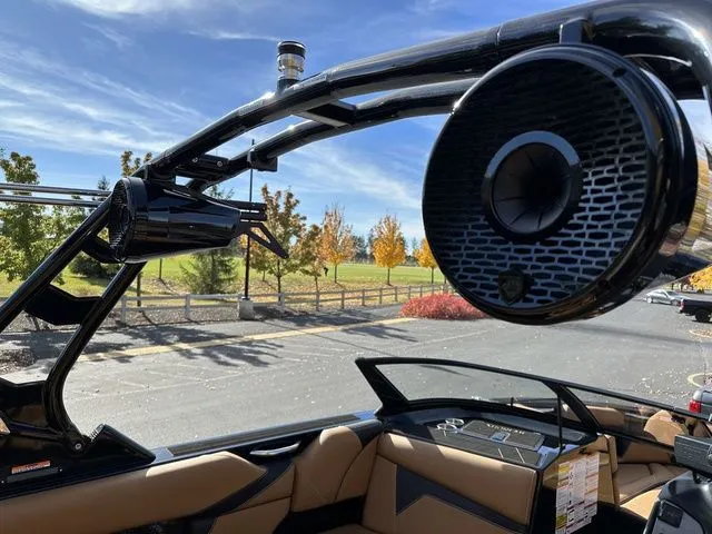 Slide: The Image of Supreme S240 2026 - 28