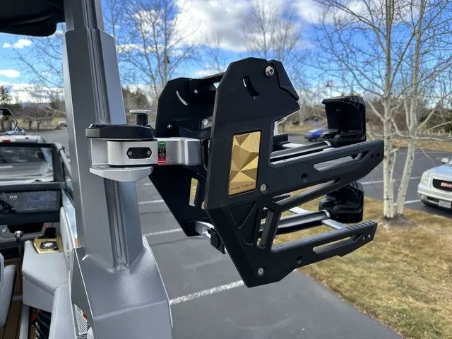 Slide: The Image of Nautique Super Air Nautique G25 2026 - 30