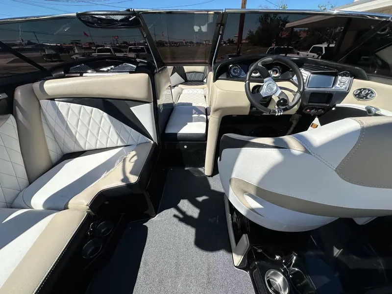 Slide: The Image of Tigé Z3 2012 - 14