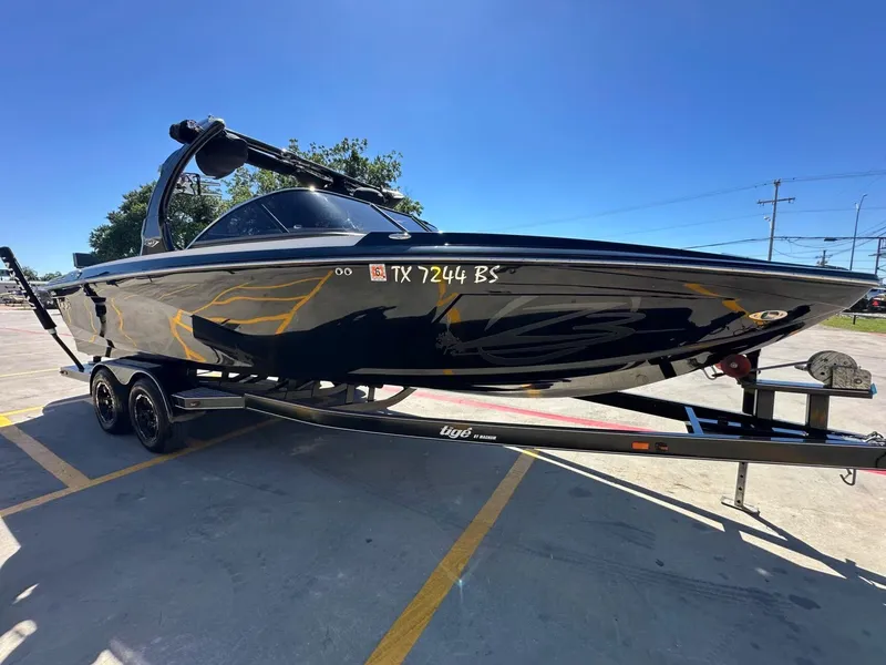 Slide: The Image of Tigé Z3 2012 - 6