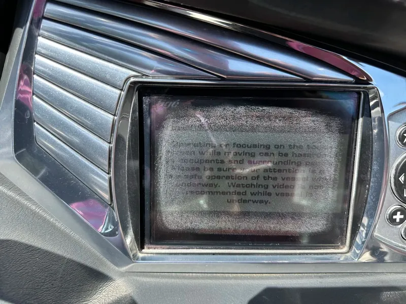 Slide: The Image of Tigé 22Ve 2011 - 28