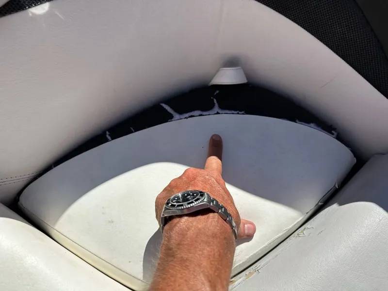 Slide: The Image of Tigé 22Ve 2011 - 31