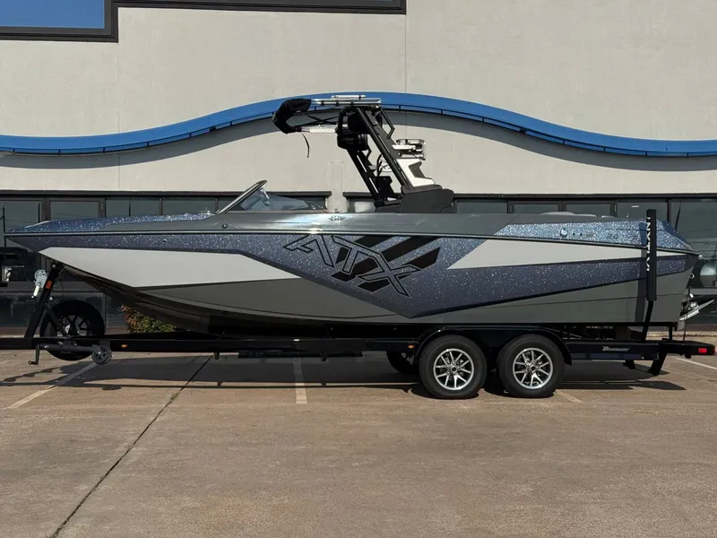 Slide: The Image of Tigé 24 TYPE-S 2023 - 1