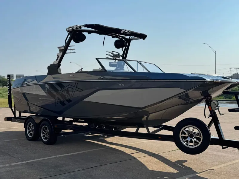 Slide: The Image of Tigé 24 TYPE-S 2023 - 6