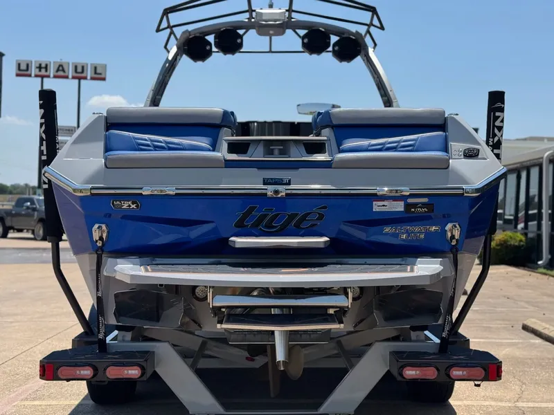 Slide: The Image of Tigé Ultré 25ZX 2024 - 4