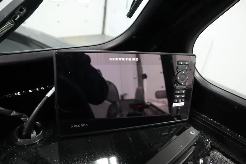 Slide: The Image of Humminbird Xplore 9 display in 2026 Crestliner 2050 Commander boat cockpit. - 20