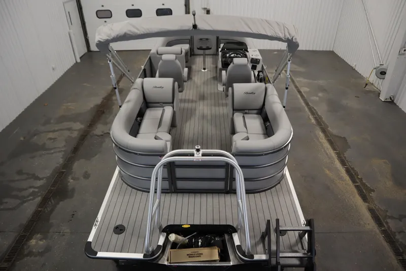 Slide: The Image of 2026 Bentley Pontoons LEGACY 223 NAVIGATOR TRI-TOON, luxury pontoon boat interior view. - 9