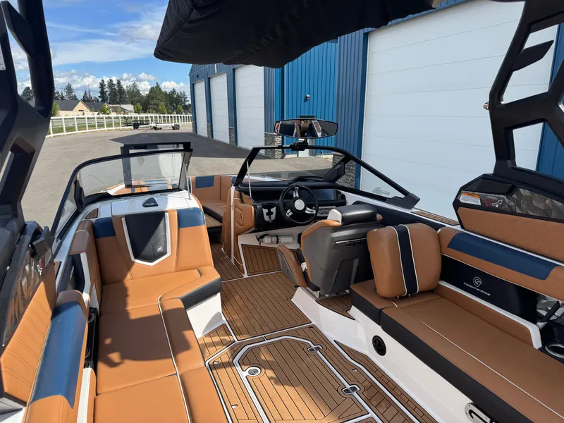 Slide: The Image of Nautique G25 2019 - 10