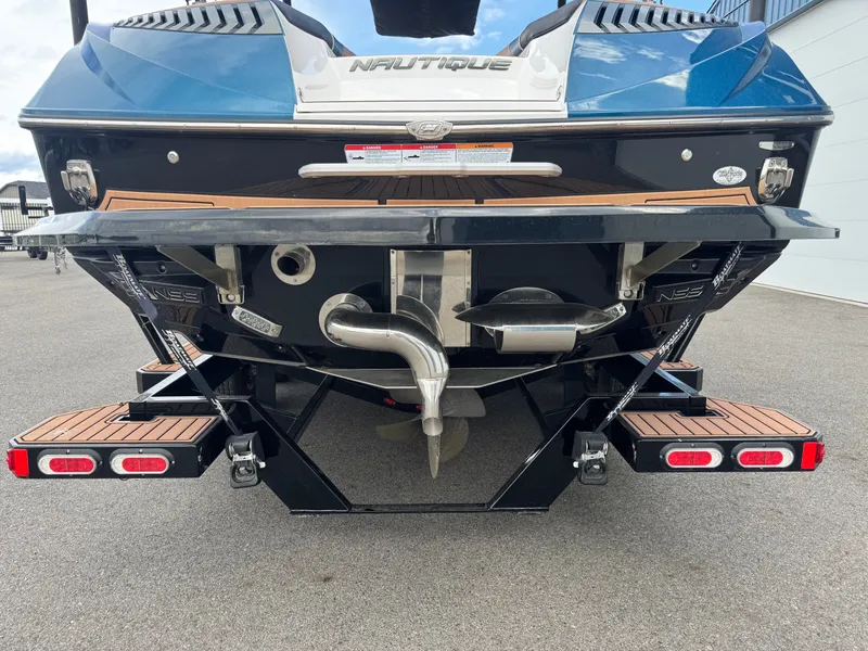 Slide: The Image of Nautique G25 2019 - 18