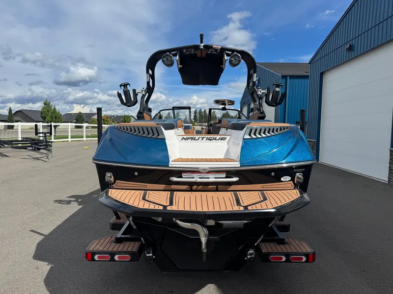 Slide: The Image of Nautique G25 2019 - 3
