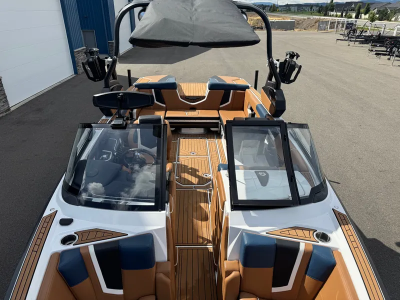 Slide: The Image of Nautique G25 2019 - 7
