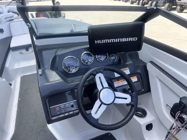 Slide: The Image of Sea Ray 21 SPX OB 2015 - 19