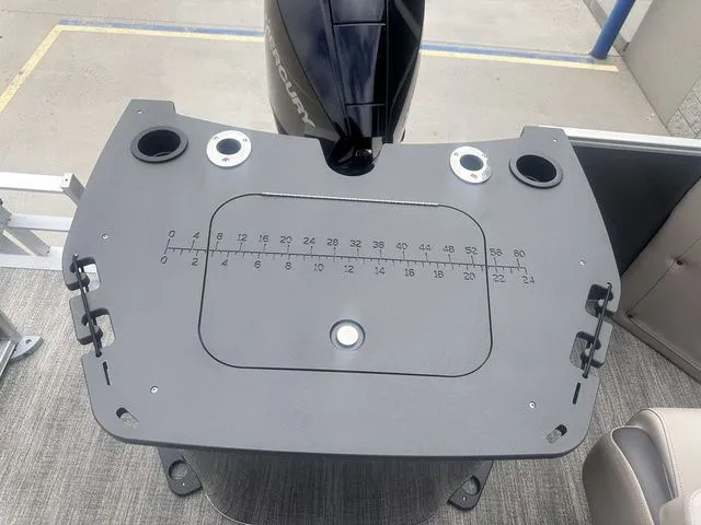 Slide: The Image of Bennington 23SSR Tritoon Pontoon 2026 - 29