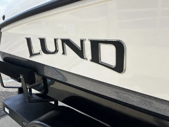 Slide: The Image of Lund 189 Tyee GL Sport 2026 - 14