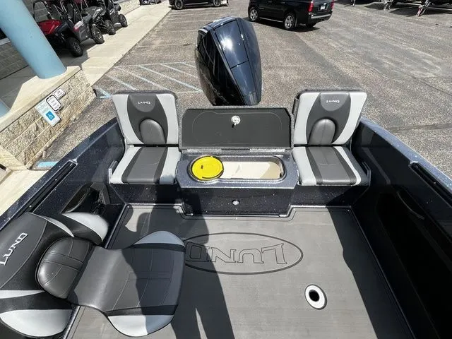 Slide: The Image of Lund 189 Tyee GL Sport 2026 - 19