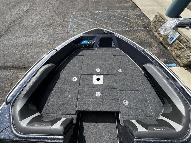 Slide: The Image of Lund 189 Tyee GL Sport 2026 - 28