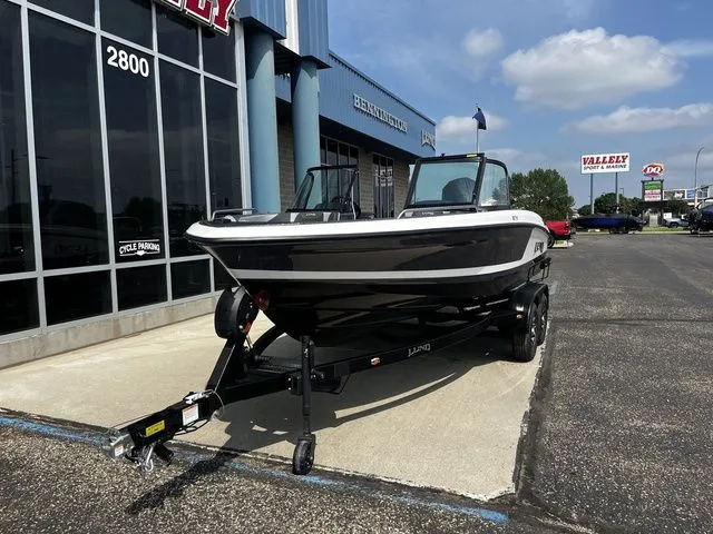 Slide: The Image of Lund 189 Tyee GL Sport 2026 - 7