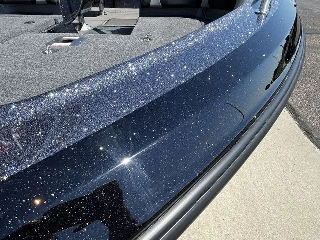 Slide: The Image of Lund 189 Tyee GL Sport 2026 - 12