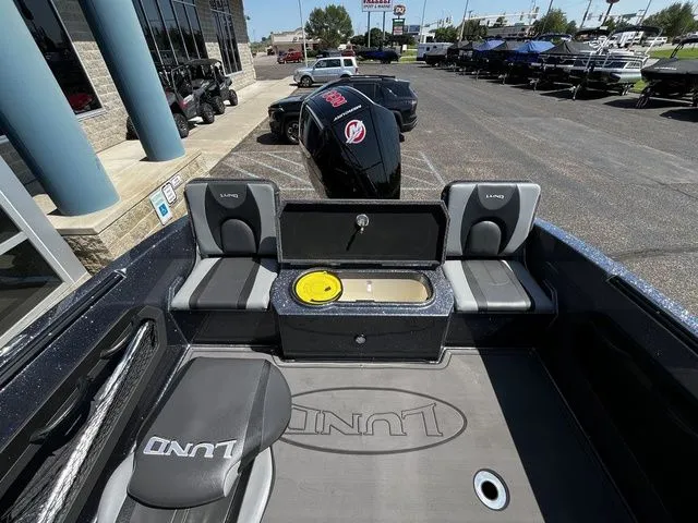 Slide: The Image of Lund 189 Tyee GL Sport 2026 - 18