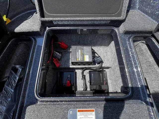 Slide: The Image of Lund 189 Tyee GL Sport 2026 - 28