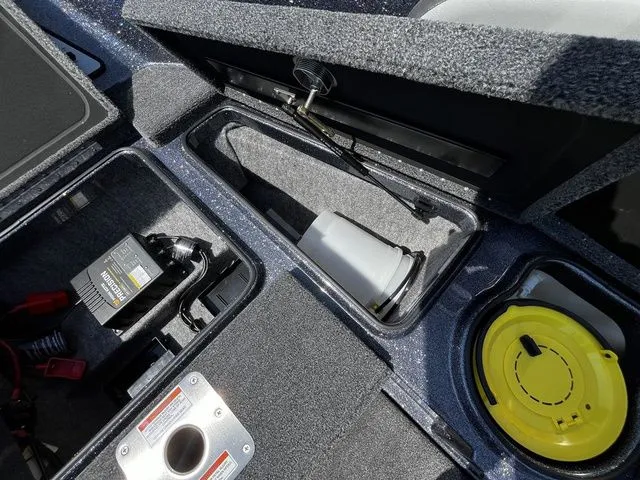 Slide: The Image of Lund 189 Tyee GL Sport 2026 - 29