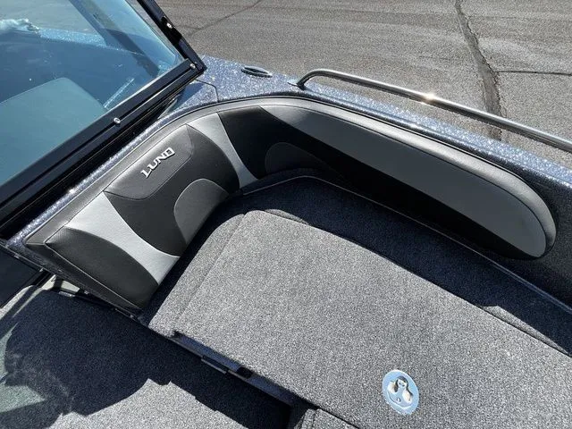 Slide: The Image of Lund 189 Tyee GL Sport 2026 - 30